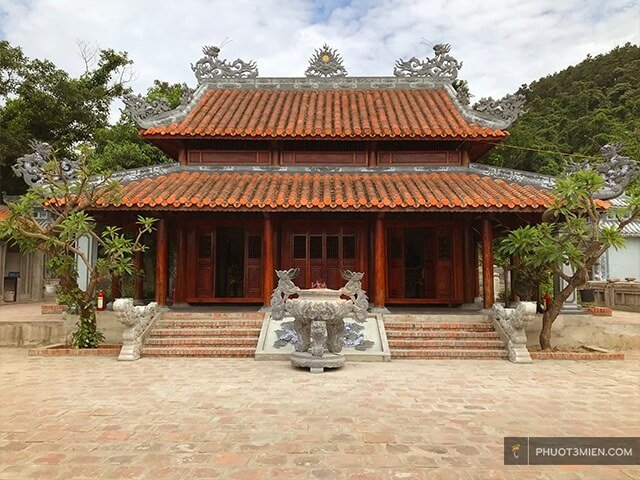Temple "duc Lieu Hanh"