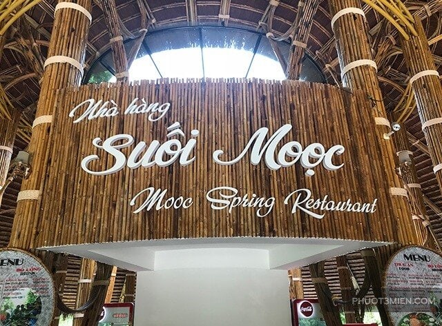 ăn gì ở suối moọc