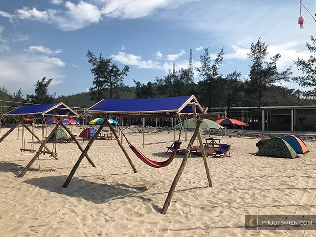 The Rock Jumping Beach