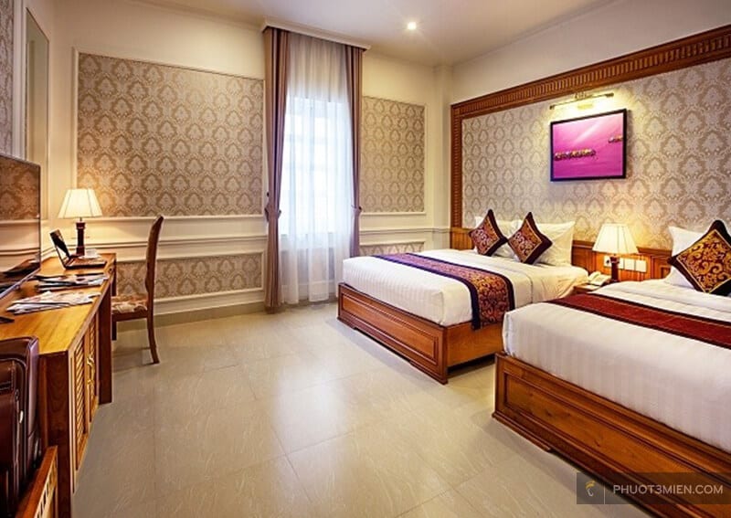 riverside hotel quảng bình