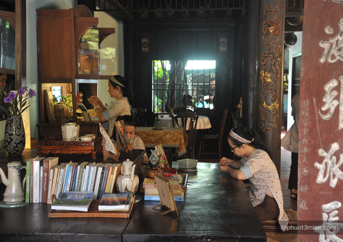 Reaching Out Teahouse