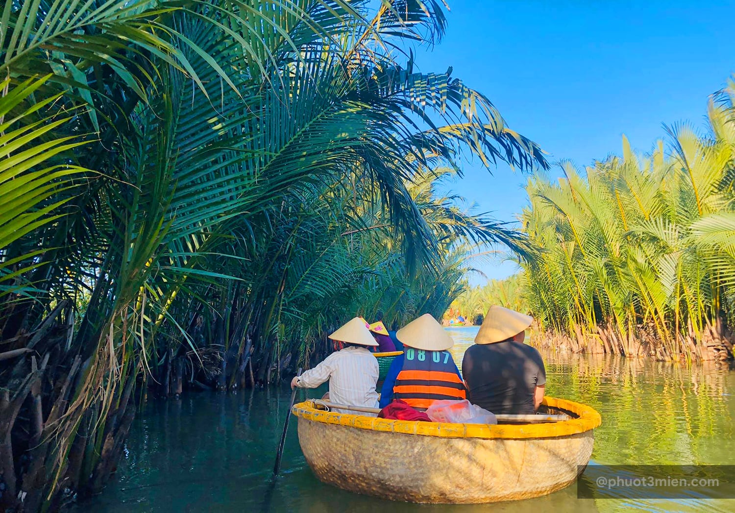 Check in SEVEN ACRES COCONUT FOREST in Hoi An - Basket Bao Thich Boat Ride