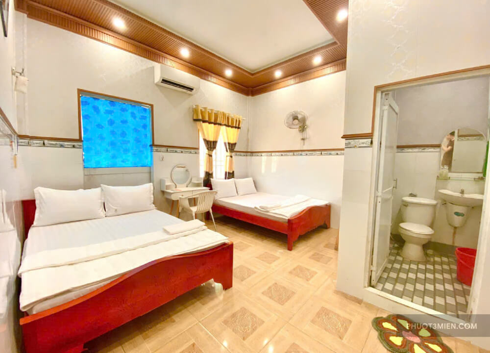 Nhà nghỉ vân tiến hòn sơn