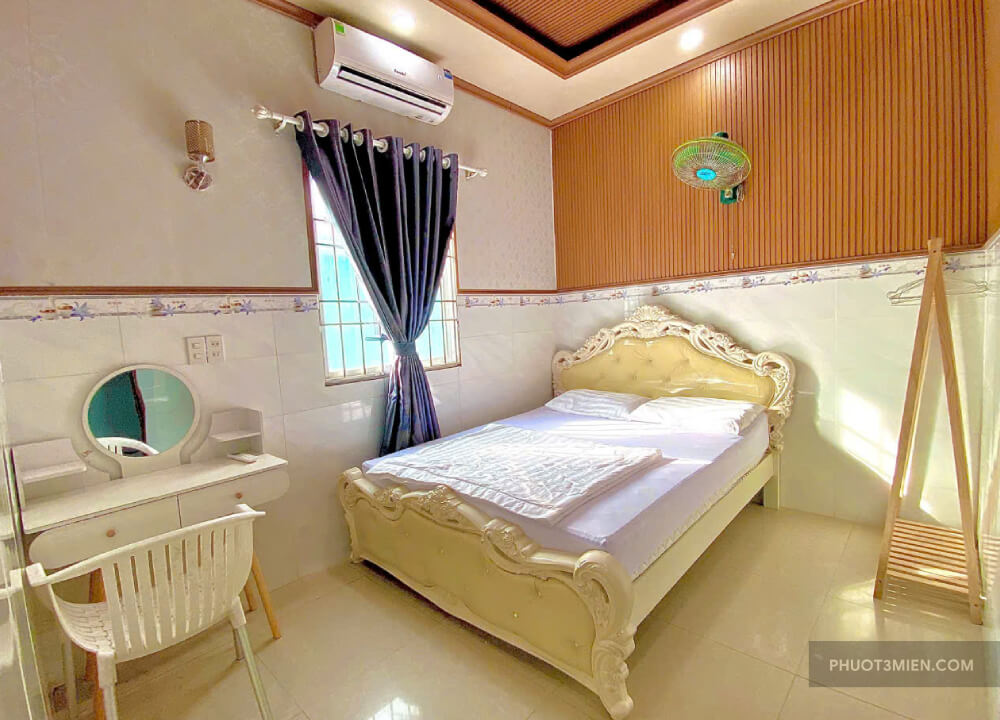 Nhà nghỉ vân tiến hòn sơn