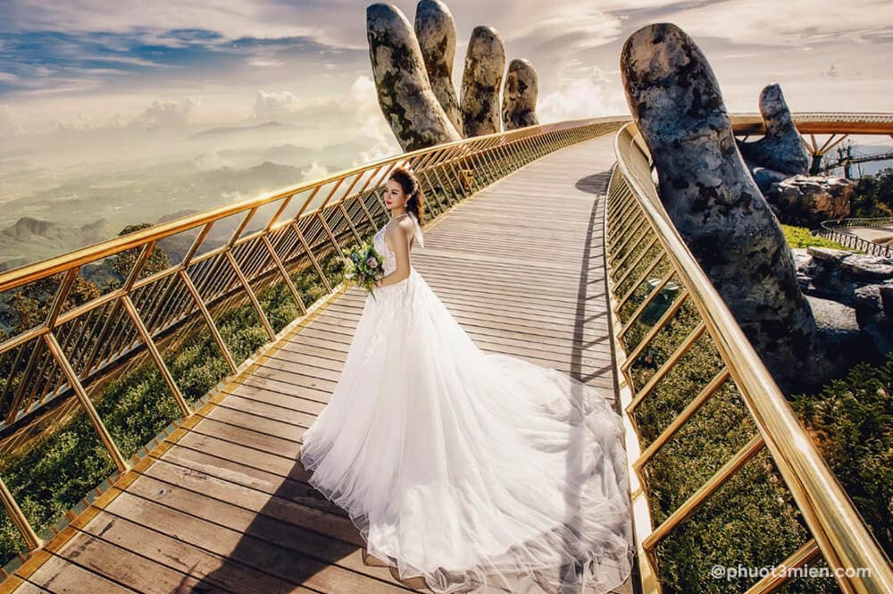 chụp hình cưới ở cầu vàng đà nẵng