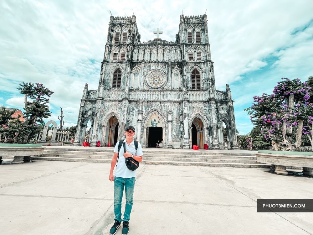 Check in tại Nhà Thờ Mằng Lăng